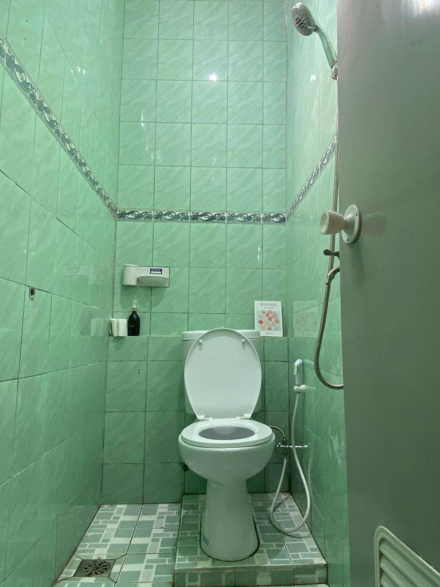 Good Feeling Banyuwangi Albergue Banyuwangi  Exterior foto